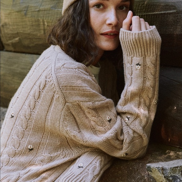 NWT The Great. Oatmeal Embroidered Cardigan Sweater. Size 0. - Picture 2 of 10